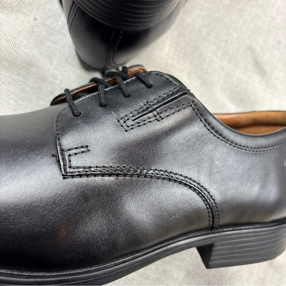 Clarks Men's Tilden Cap Oxford Black Size 11.5M